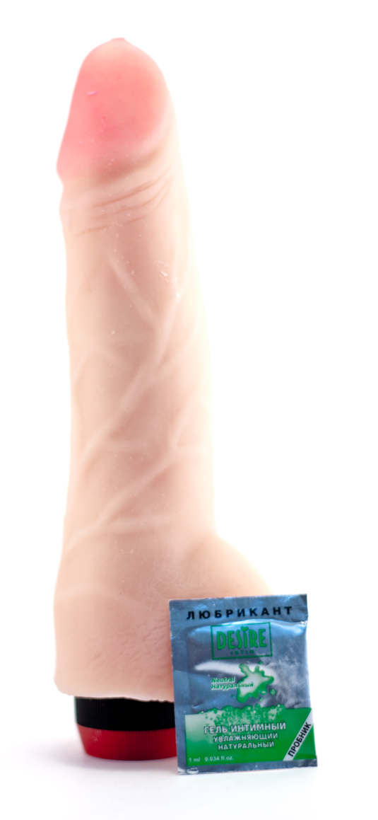 Прекрасный вибратор с мошонкой Прекрасный вибратор с мошонкой