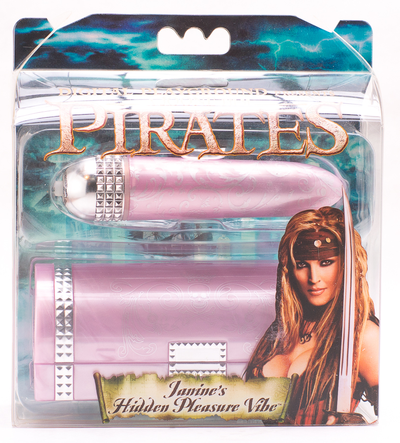 Пиратский розовый сундук