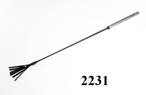 Стек с металлической ручкой