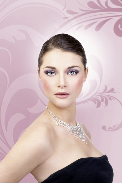 Тонкие черные симметричные ресницы