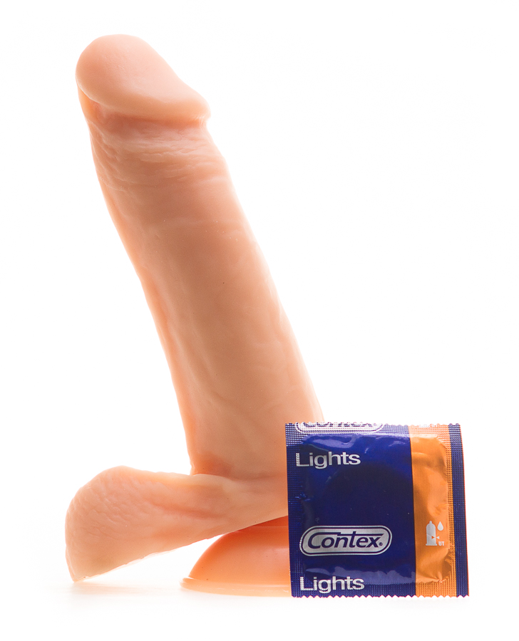 Фаллос №2 с присоской