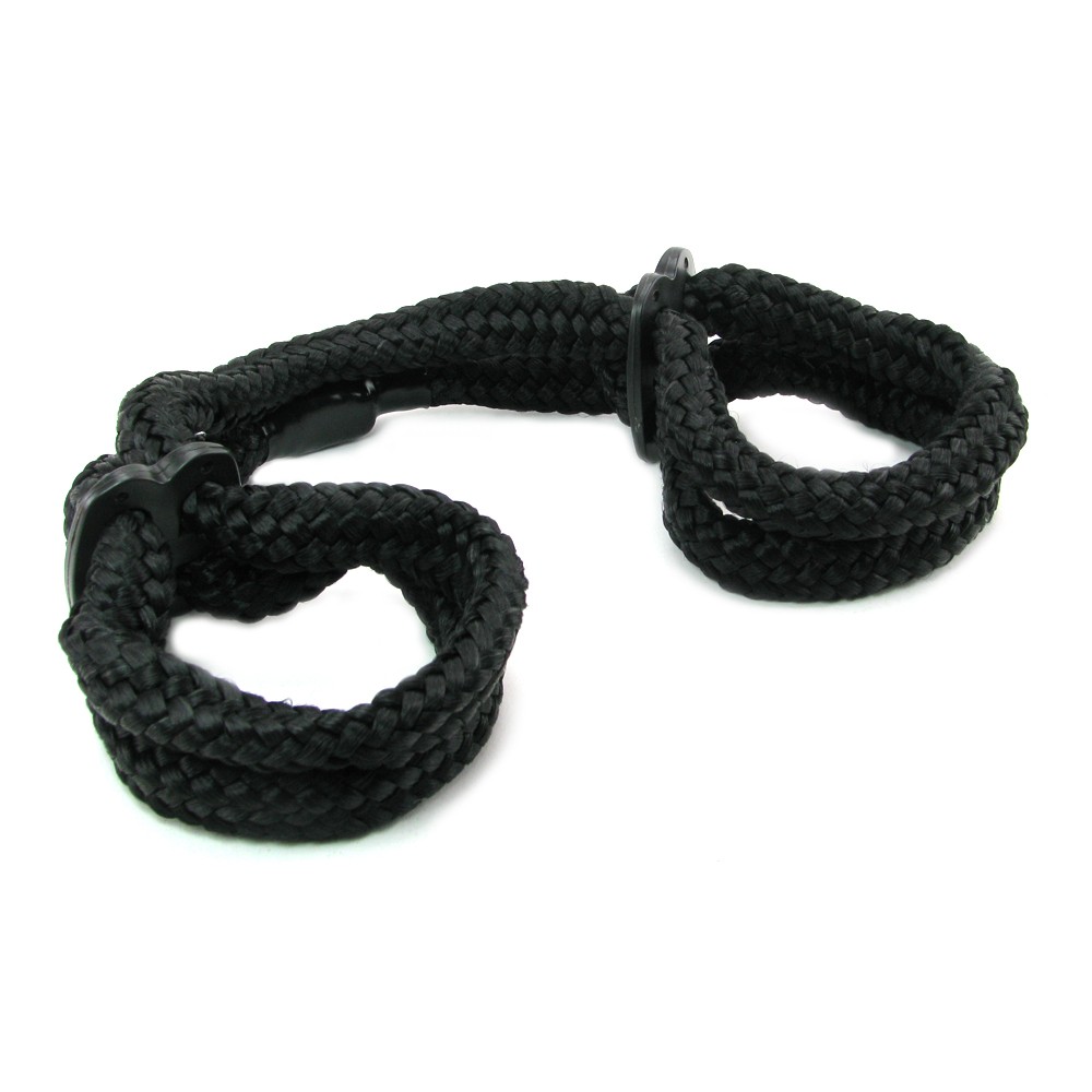 Фиксаторы Silk Rope Love Cuffs в стиле "Японский шелк" черные Фиксаторы Silk Rope Love Cuffs в стиле "Японский шелк" черные