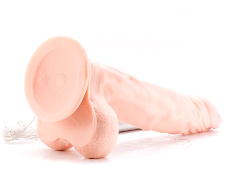 Реалистичный вибратор "Европеец"