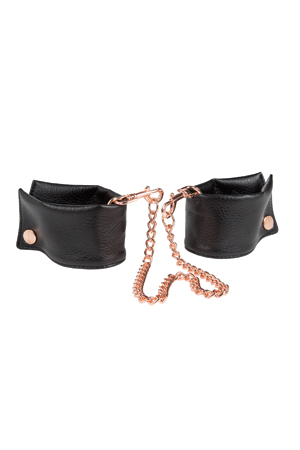 Наручники мягкие Entice French Cuffs с цепью черные Наручники мягкие Entice French Cuffs с цепью черные