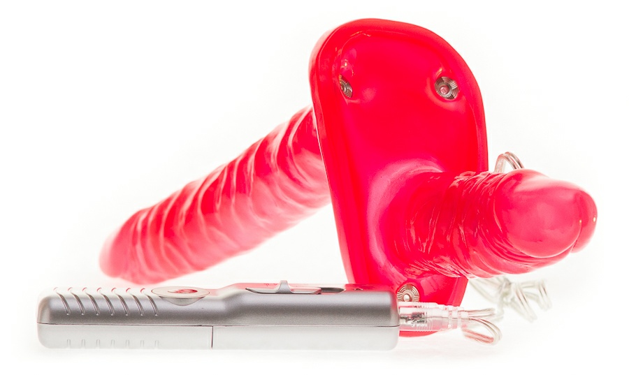 Страпон гелевый "Bad Kitty Vibr. Strap-On Duo" Страпон гелевый "Bad Kitty Vibr. Strap-On Duo"