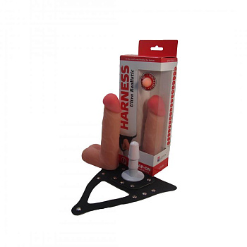 Фаллоимитатор на трусиках "HARNESS" 17