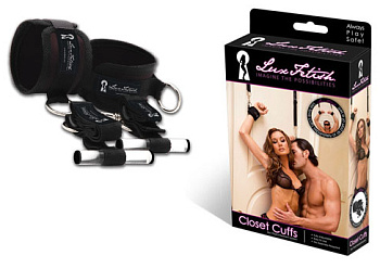 Черные фиксаторы с креплением к двери