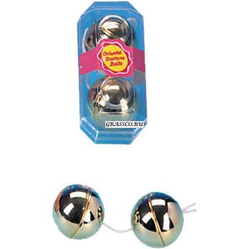 Два великолепных золотистых шарика