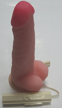 Вибратор с машонкой и венками