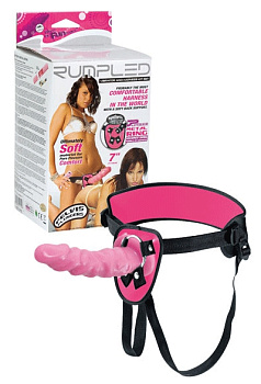 Розовый страпон с вибрацией "Rumpled"