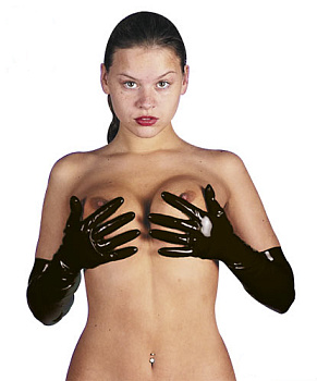 Блестяще-черные перчатки