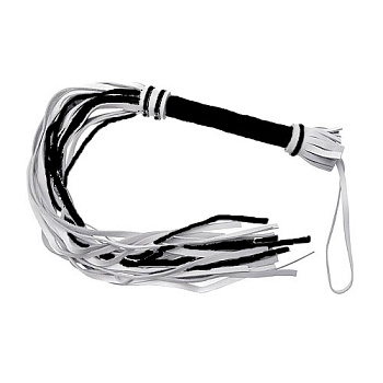 Кожаная плеть с черной рукояткой