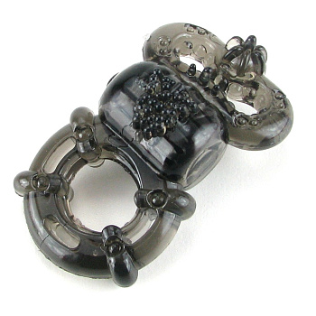 Мужское черное кольцо на пенис