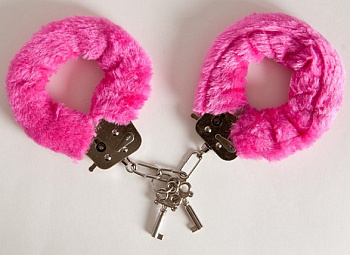 Наручники меховые розовые