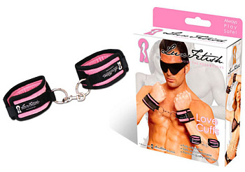 Розовые плюшевые наручники на карабинах