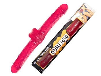 Двойной фаллос с мошонкой малинового цвета