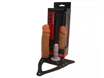 Страпон на поясе